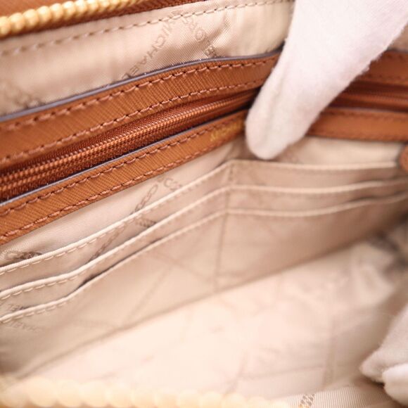 NWT Michael Kors Jet Set Travel Large Crossbody Clutch Bag LUGGAGE - Picture 12 of 12